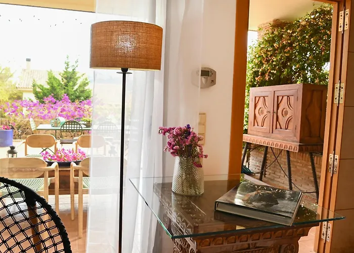 Villa Alegre Playa Calpe Grupo Terra De Mar, Alojamientos Con Encanto
